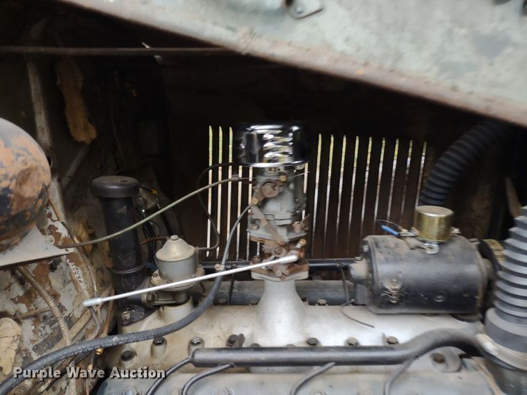 image for item JJ9998 1932 Ford 18  pickup truck