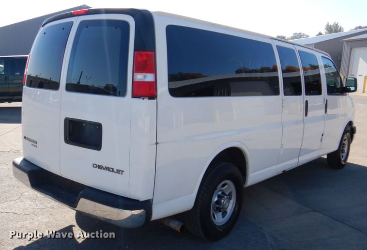 image for item JL9850 2014 Chevrolet Express 3500  van