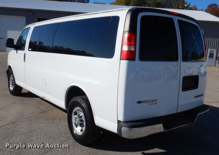 image for item JL9850 2014 Chevrolet Express 3500  van