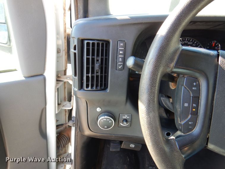 image for item JL9850 2014 Chevrolet Express 3500  van