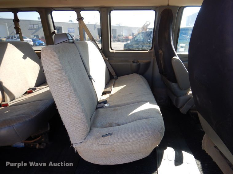 image for item JL9850 2014 Chevrolet Express 3500  van