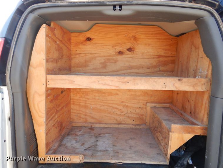 image for item JL9850 2014 Chevrolet Express 3500  van