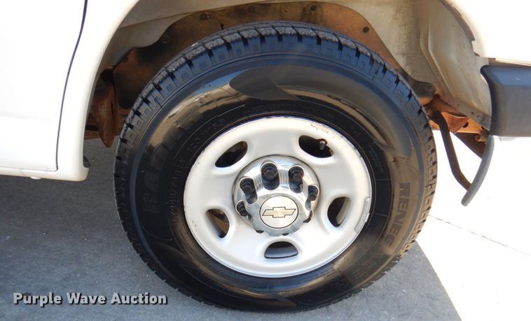 image for item JL9850 2014 Chevrolet Express 3500  van