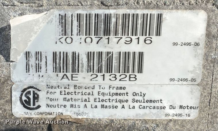 image for item JW9338 2005 GMC C5500  satellite broadcasting truck