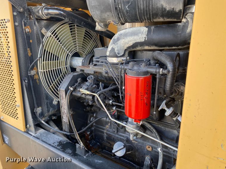 image for item JW9339 2010 Harlo HP6500-2WD-15-65  forklift