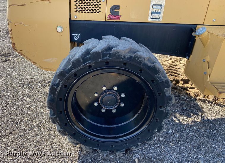 image for item JW9339 2010 Harlo HP6500-2WD-15-65  forklift