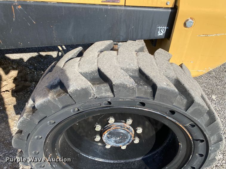 image for item JW9339 2010 Harlo HP6500-2WD-15-65  forklift