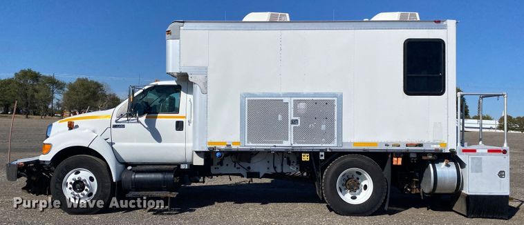 image for item JW9345 2011 Ford F750 Super Duty  railroad service truck