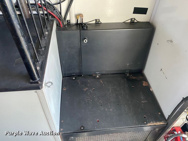 image for item JW9345 2011 Ford F750 Super Duty  railroad service truck