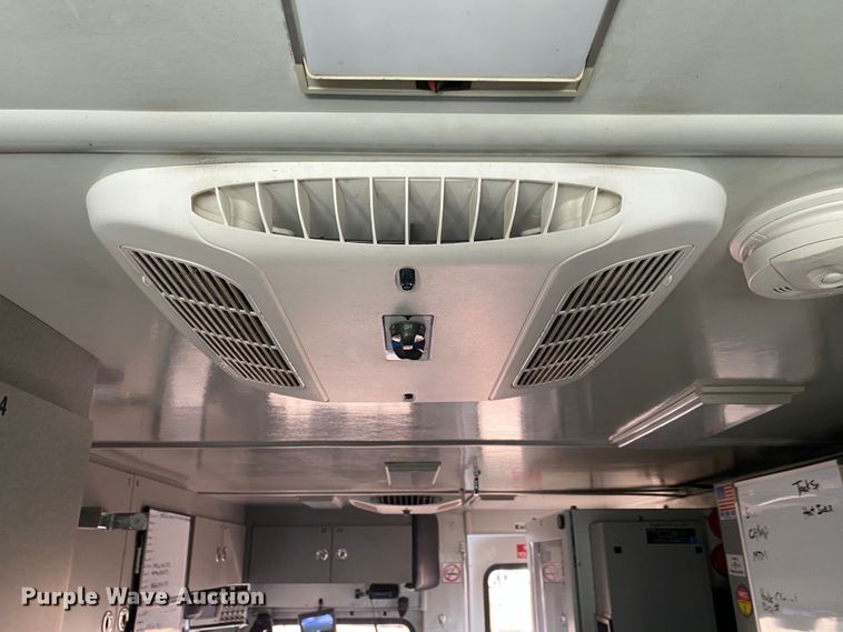 image for item JW9345 2011 Ford F750 Super Duty  railroad service truck