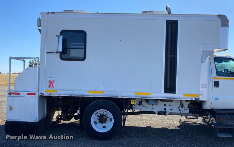 image for item JW9345 2011 Ford F750 Super Duty  railroad service truck