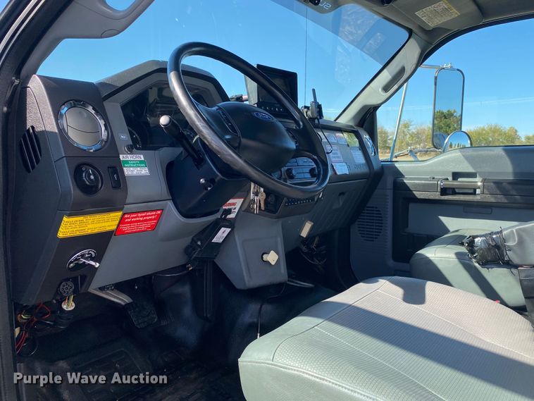 image for item JW9345 2011 Ford F750 Super Duty  railroad service truck