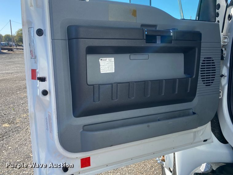 image for item JW9345 2011 Ford F750 Super Duty  railroad service truck