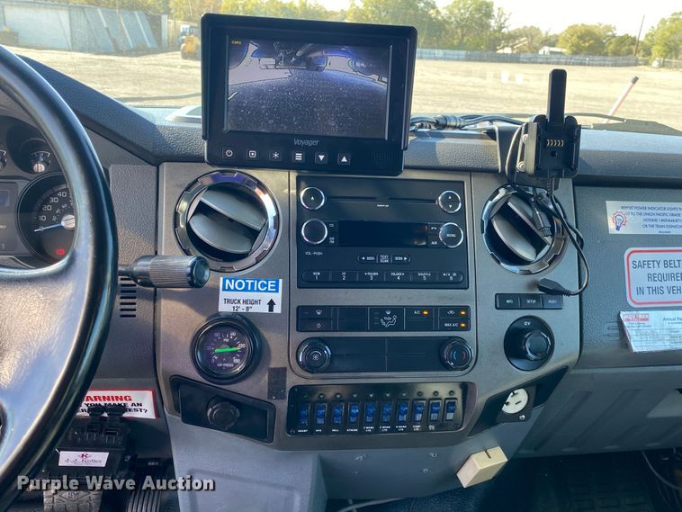 image for item JW9345 2011 Ford F750 Super Duty  railroad service truck