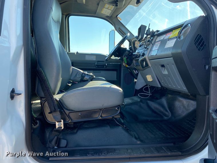 image for item JW9345 2011 Ford F750 Super Duty  railroad service truck