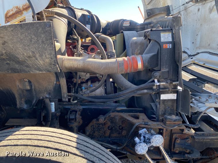 image for item JW9345 2011 Ford F750 Super Duty  railroad service truck