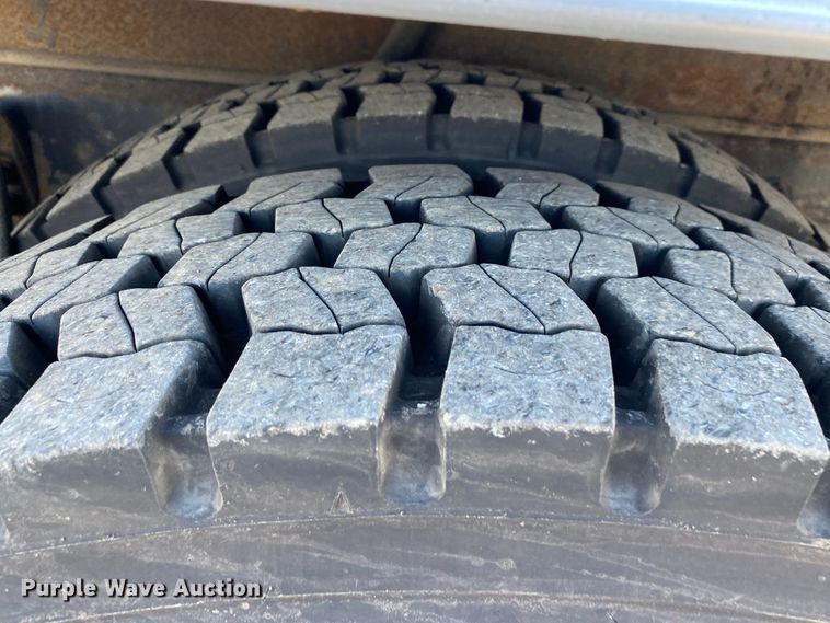 image for item JW9345 2011 Ford F750 Super Duty  railroad service truck