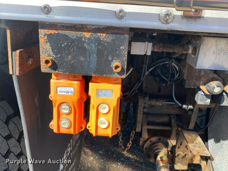 image for item JW9345 2011 Ford F750 Super Duty  railroad service truck