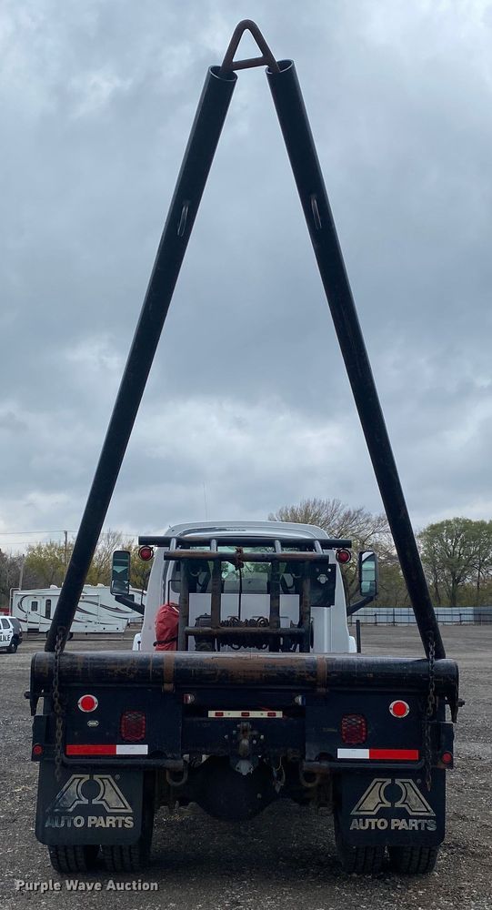 image for item JW9346 2009 Chevrolet C7500  winch truck