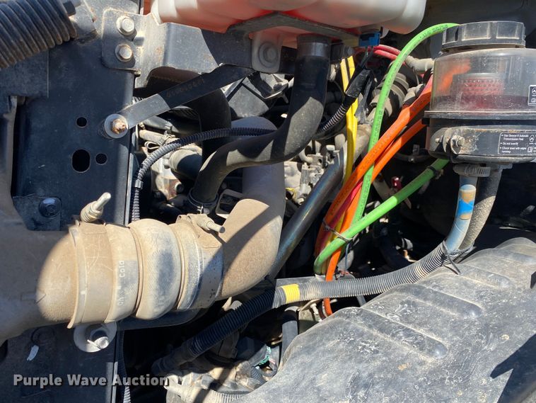 image for item JW9346 2009 Chevrolet C7500  winch truck