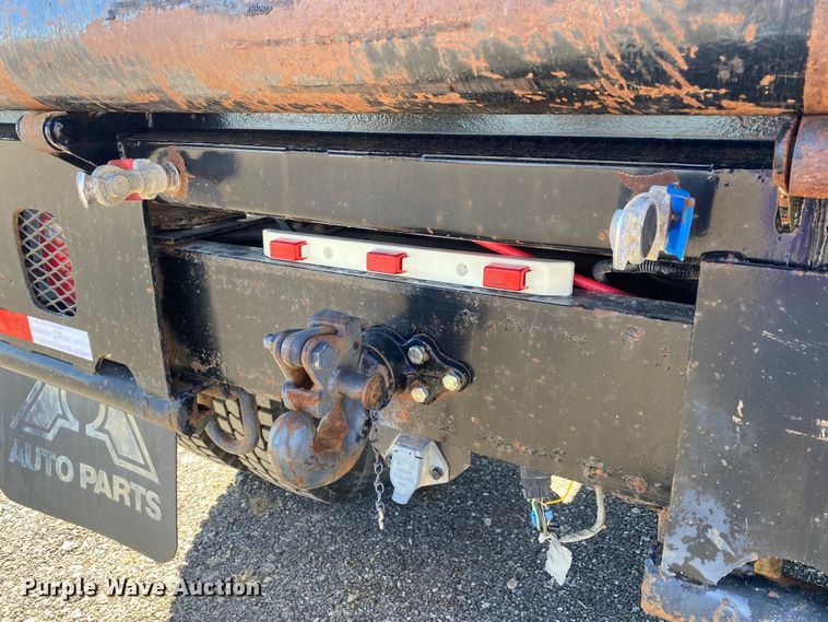 image for item JW9346 2009 Chevrolet C7500  winch truck