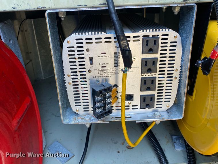 image for item JW9376 2011 Ford F550  utility / service truck