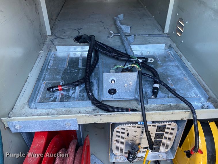 image for item JW9376 2011 Ford F550  utility / service truck