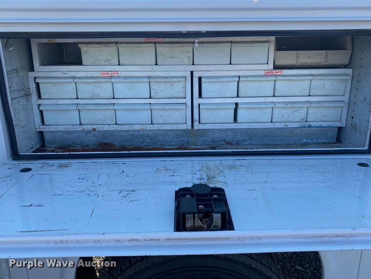 image for item JW9376 2011 Ford F550  utility / service truck