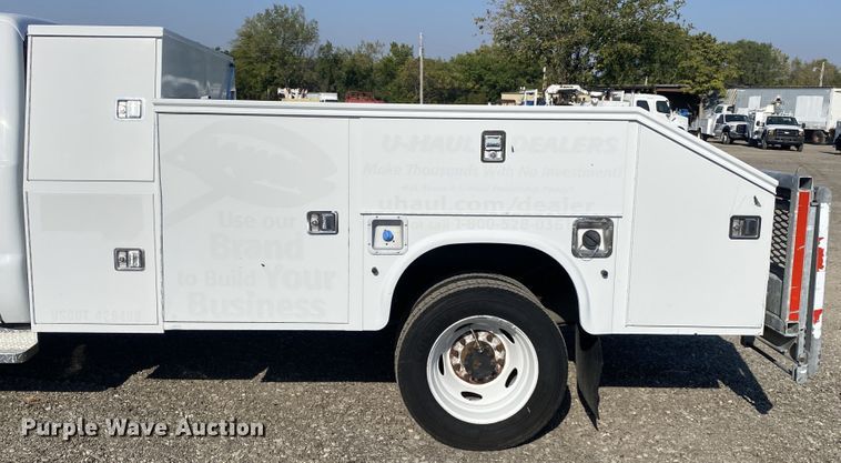 image for item JW9376 2011 Ford F550  utility / service truck