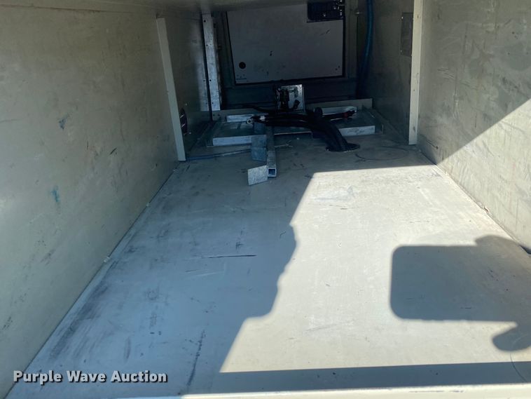 image for item JW9376 2011 Ford F550  utility / service truck