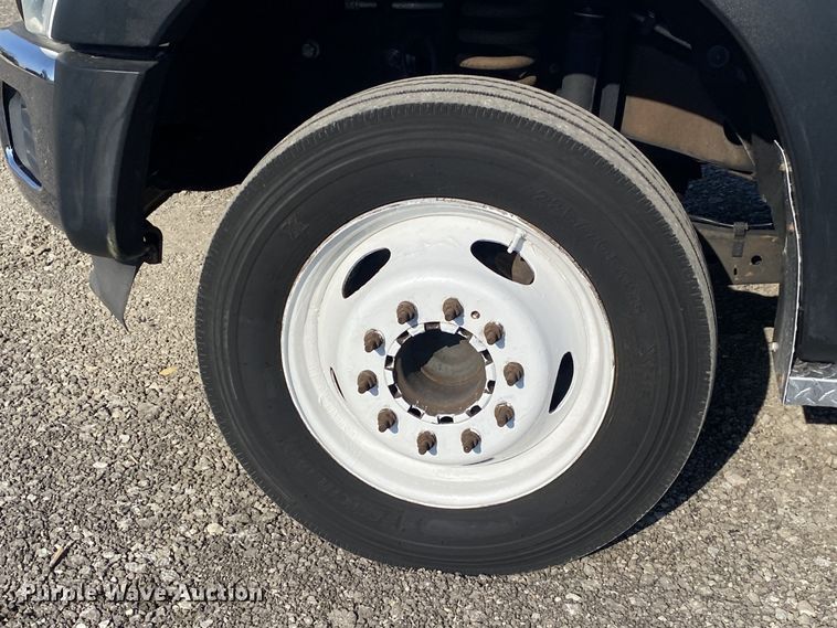 image for item JW9376 2011 Ford F550  utility / service truck