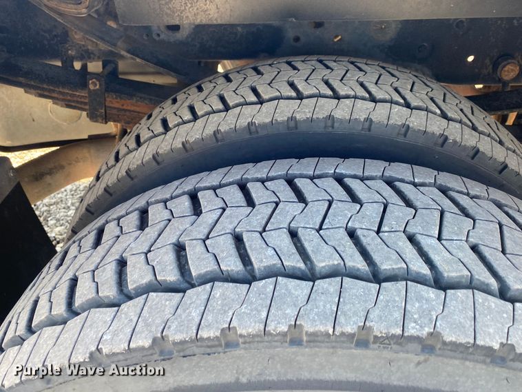 image for item JW9376 2011 Ford F550  utility / service truck