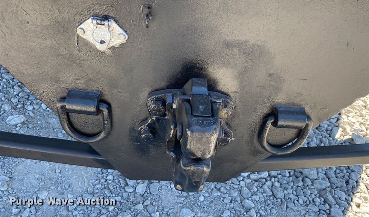 image for item JW9383 2006 Ford F650  flatbed truck