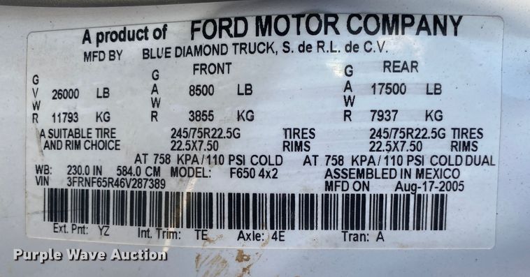 image for item JW9383 2006 Ford F650  flatbed truck