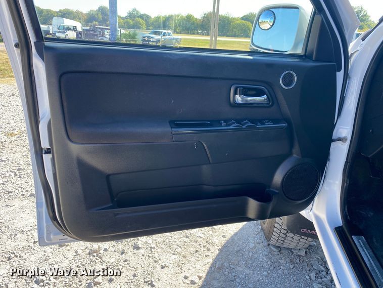 image for item JW9388 2012 GMC Canyon  Crew Cab pickup truck