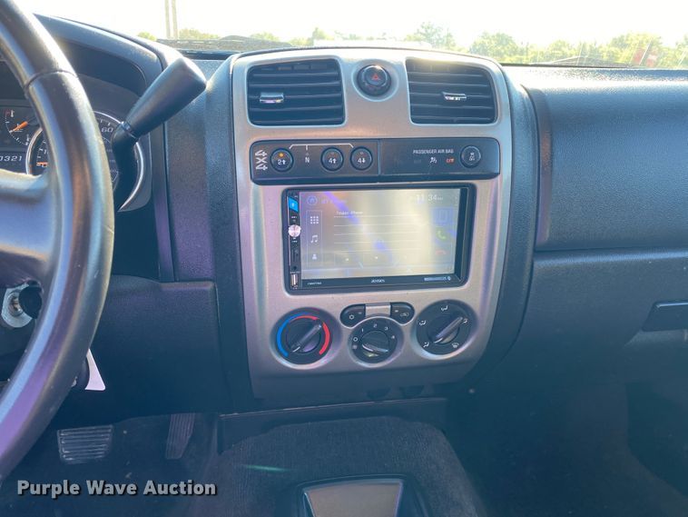 image for item JW9388 2012 GMC Canyon  Crew Cab pickup truck