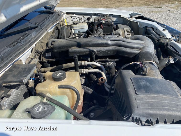 image for item JW9388 2012 GMC Canyon  Crew Cab pickup truck