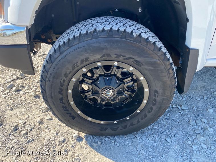 image for item JW9388 2012 GMC Canyon  Crew Cab pickup truck