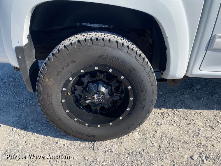 image for item JW9388 2012 GMC Canyon  Crew Cab pickup truck