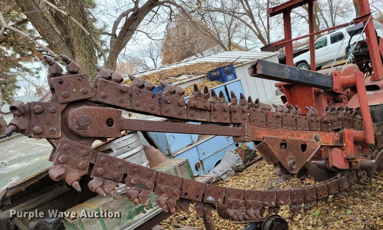 image for item JY9964 Ditch Witch R65  trencher