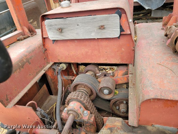 image for item JY9964 Ditch Witch R65  trencher