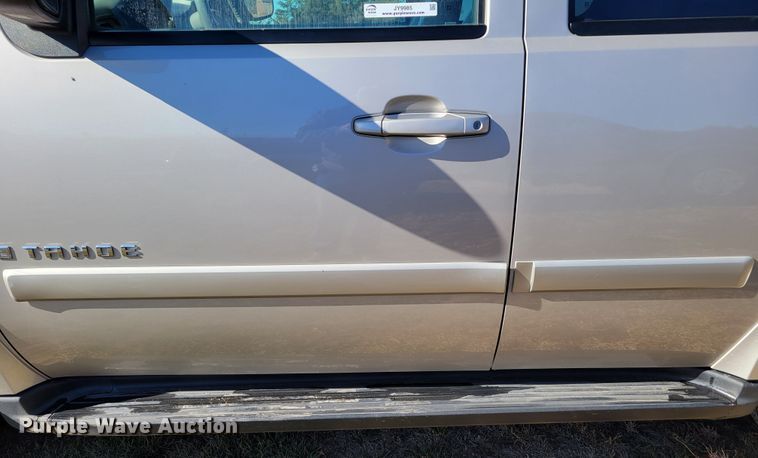 image for item JY9985 2008 Chevrolet Tahoe Hybrid  SUV