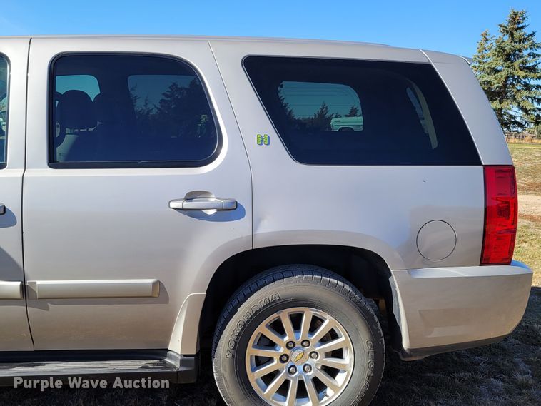 image for item JY9985 2008 Chevrolet Tahoe Hybrid  SUV