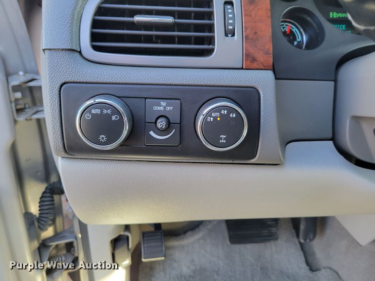 image for item JY9985 2008 Chevrolet Tahoe Hybrid  SUV