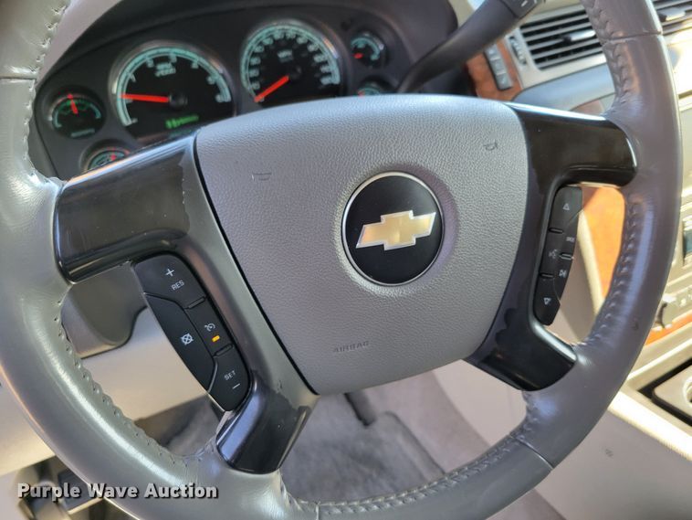 image for item JY9985 2008 Chevrolet Tahoe Hybrid  SUV