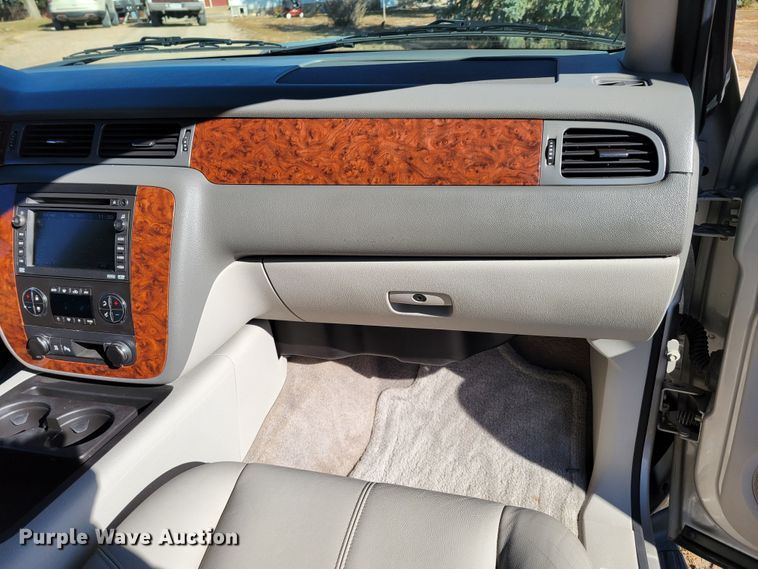 image for item JY9985 2008 Chevrolet Tahoe Hybrid  SUV