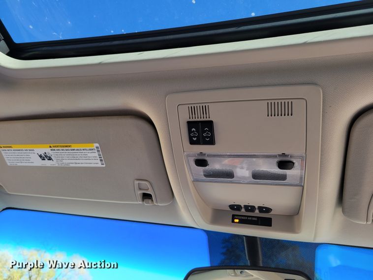 image for item JY9985 2008 Chevrolet Tahoe Hybrid  SUV