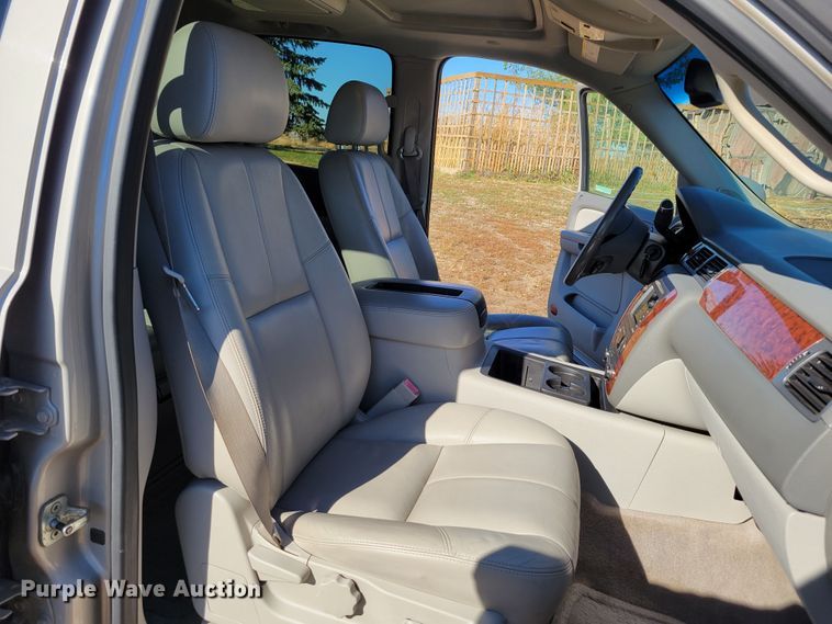 image for item JY9985 2008 Chevrolet Tahoe Hybrid  SUV