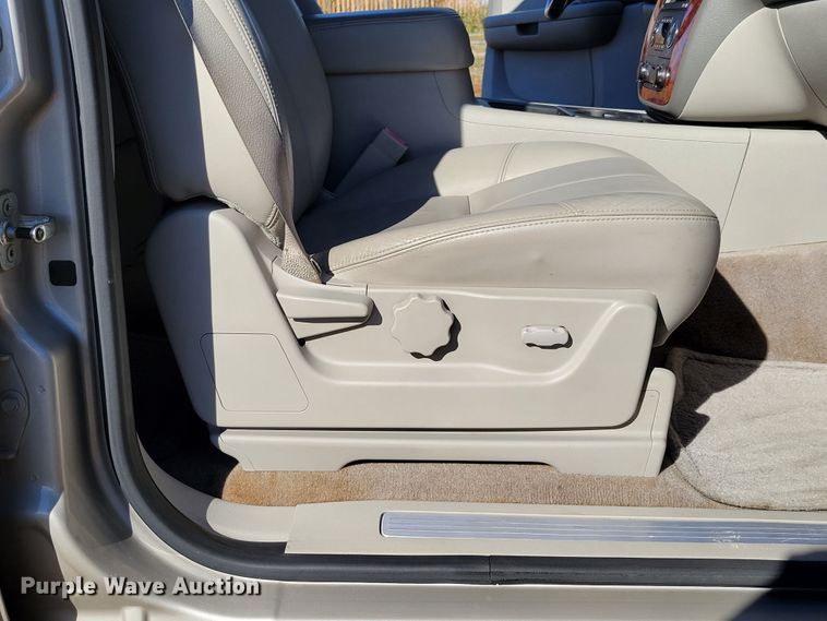 image for item JY9985 2008 Chevrolet Tahoe Hybrid  SUV