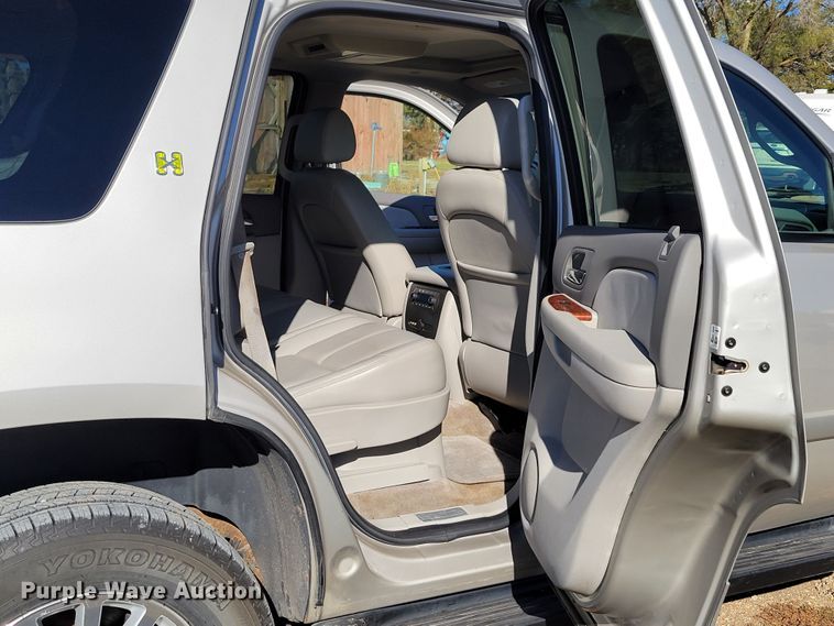 image for item JY9985 2008 Chevrolet Tahoe Hybrid  SUV